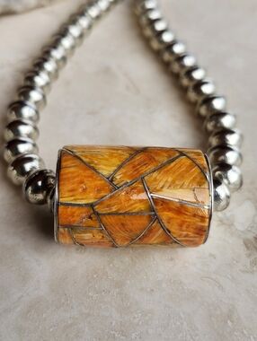 Sterling Silver Navajo Signed Spiny Oyster Inlaid Necklace